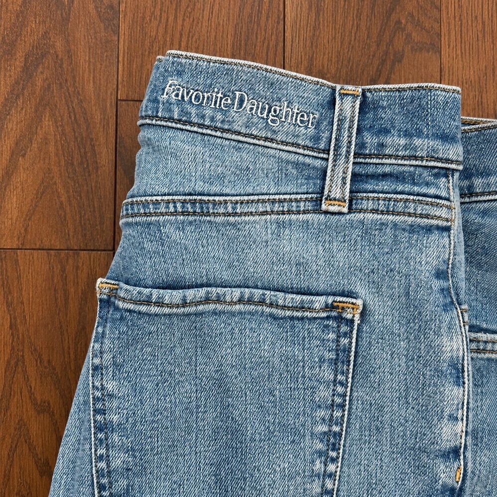 {Favorite Daughter} The Valentina Shortie petite super high rise cigarette jeans - Picture 5 of 5
